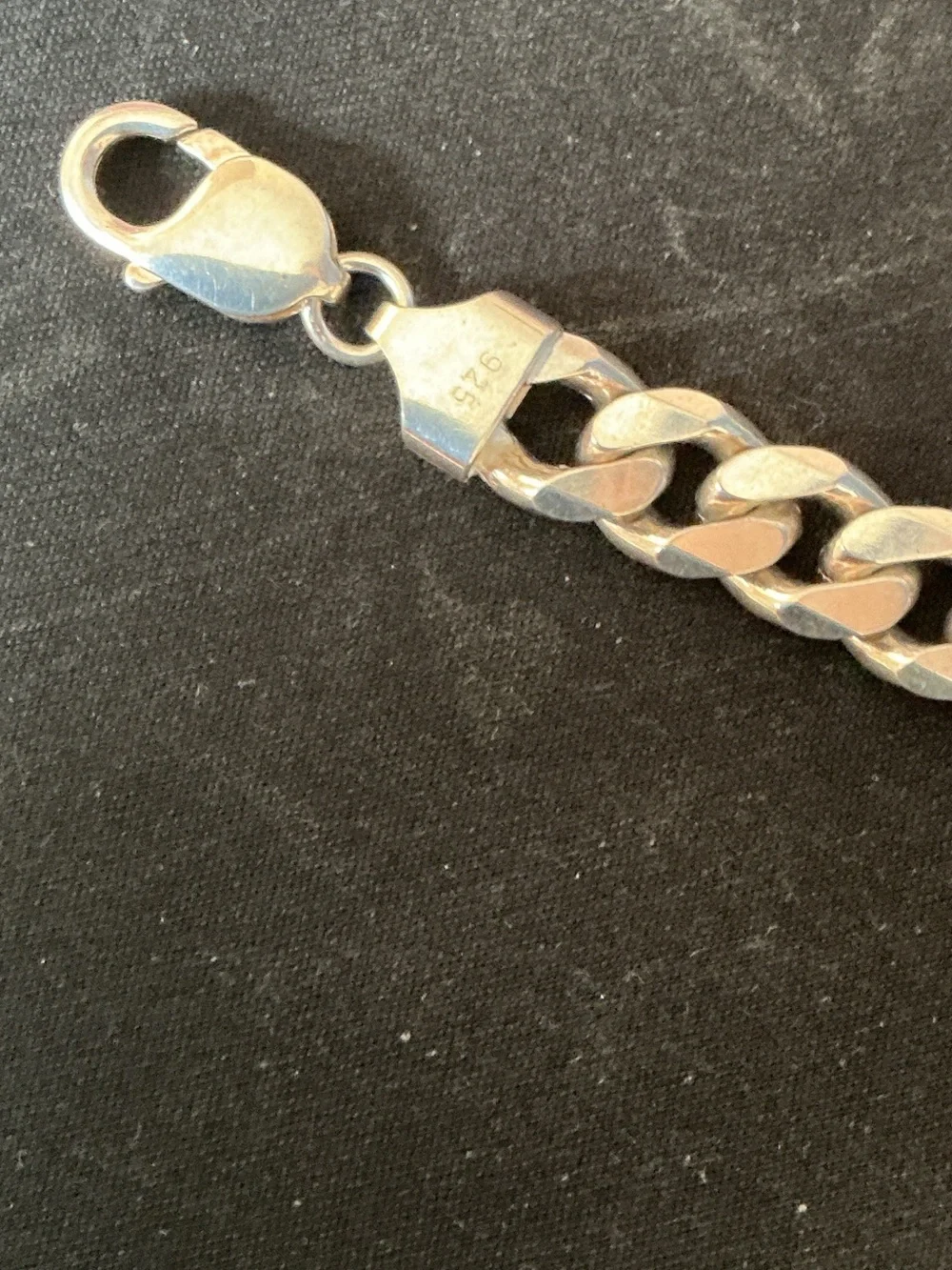 Silver Jeans Men’s Silver ID Curb Link Bracelet